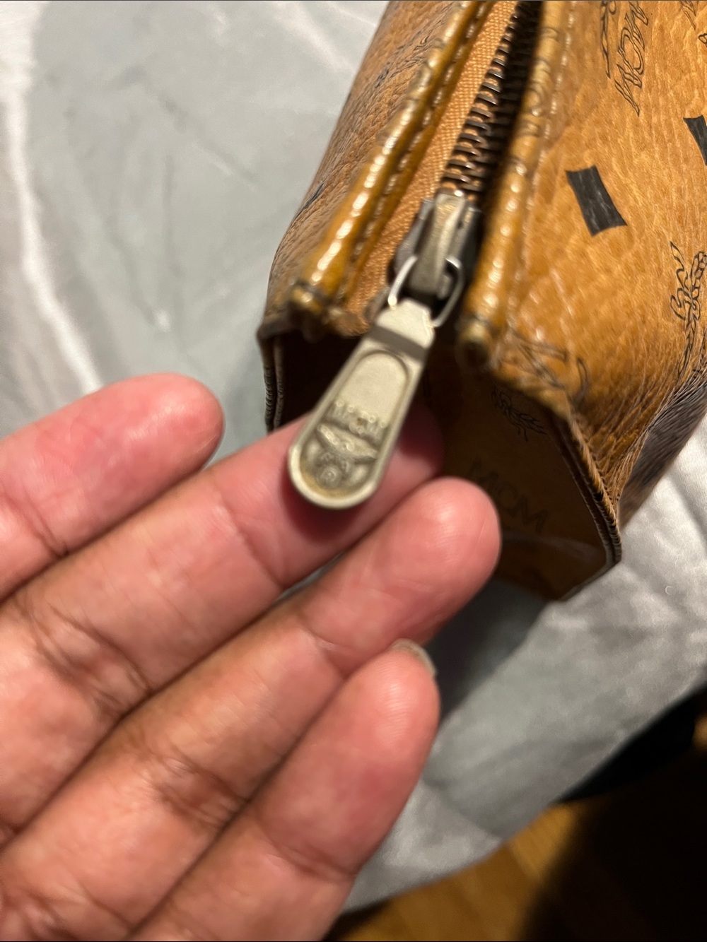 MCM Clutch - Picture 8 of 17